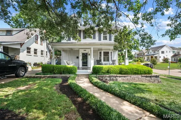 400 N Van Buren AVE, Kirkwood, MO 63122