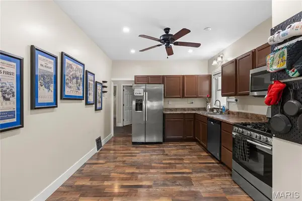 5132 Dresden AVE, St Louis, MO 63116