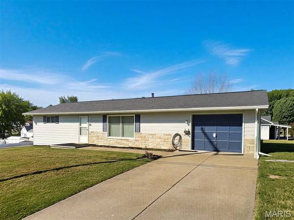 913 Vine ST, Festus, MO 63028