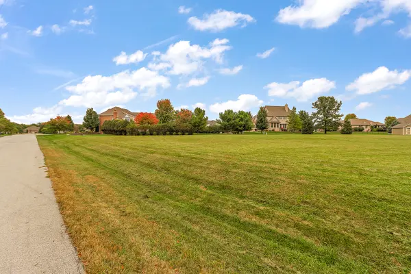 1040 Country LN, Bourbonnais, IL 60914