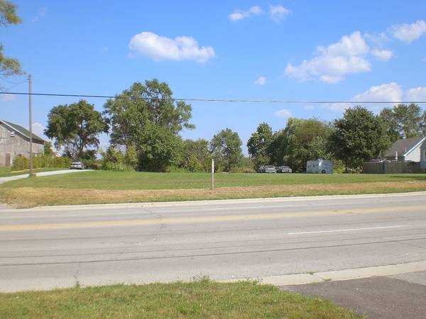 1011 DIXIE HWY, Crete, IL 60417