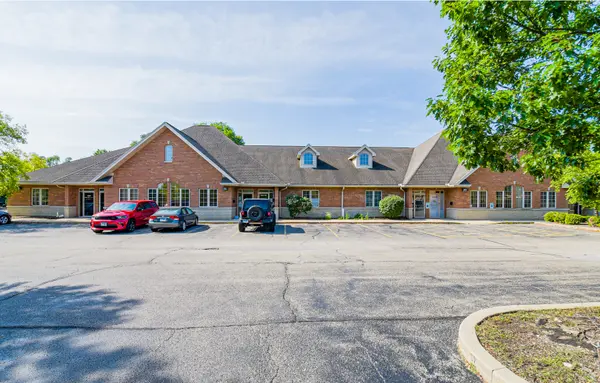1425 Essington RD, Joliet, IL 60435