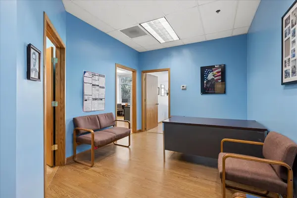 800 E Woodfield RD #117, Schaumburg, IL 60173