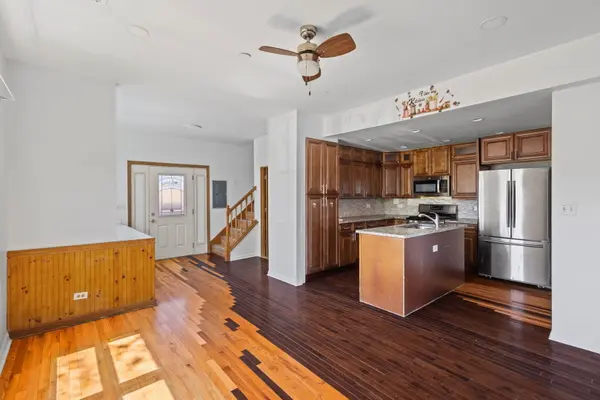 5230 S Lockwood AVE, Chicago, IL 60638