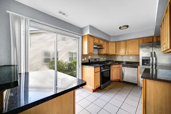 1793 Queensbury CIR #0, Hoffman Estates, IL 60169
