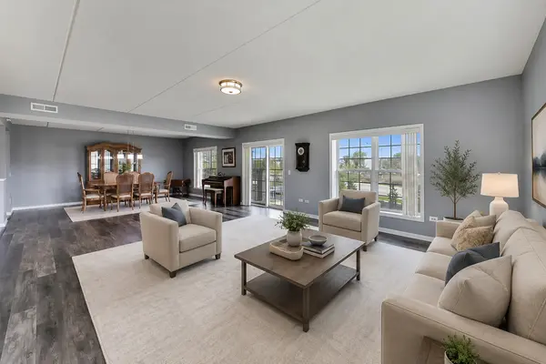 601 W Rand RD #201, Arlington Heights, IL 60004