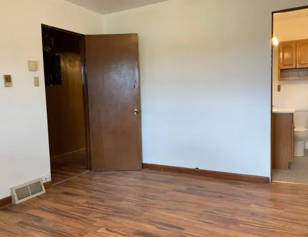 110 Zurich RD, Joliet, IL 60436
