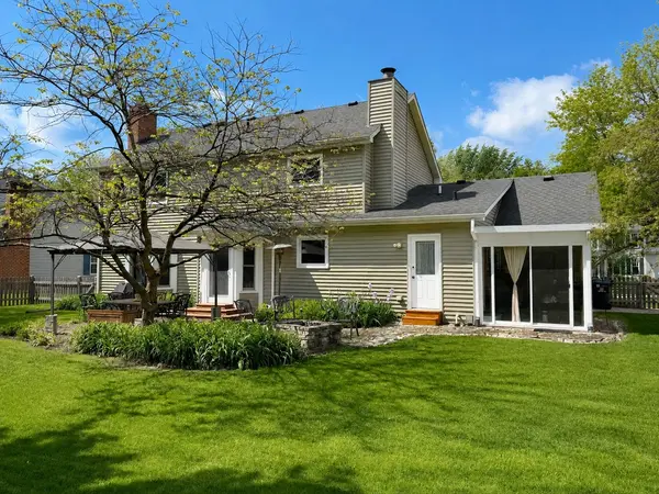 1628 Trent AVE, Naperville, IL 60563