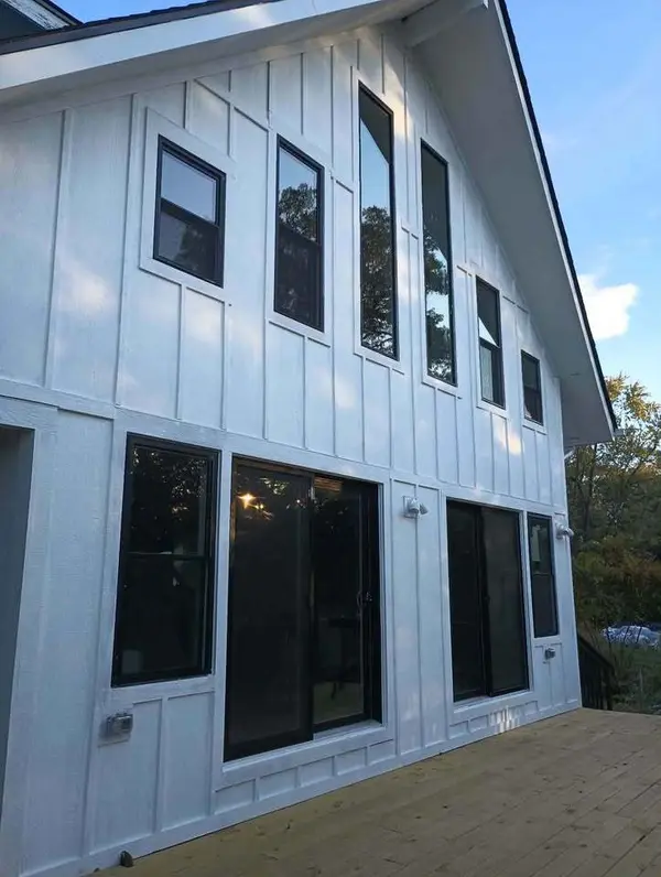 29W139 Childs ST, West Chicago, IL 60185