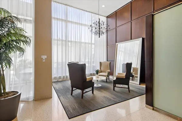 3470 N Lake Shore DR #22B, Chicago, IL 60657