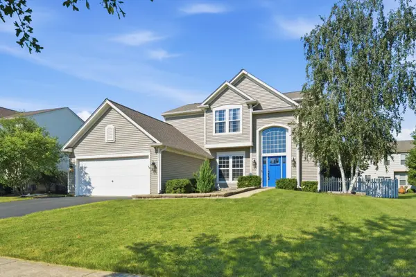 251 Clubhouse ST, Bolingbrook, IL 60490