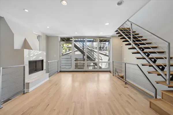 1015 N Hermitage AVE #B, Chicago, IL 60622
