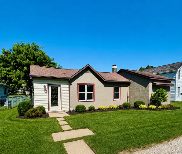 130 S Iowa AVE, Ladd, IL 61329