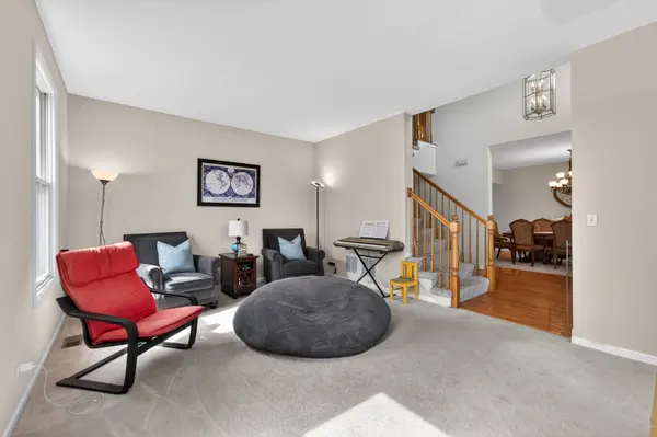 5701 CARIBOU LN, Hoffman Estates, IL 60192