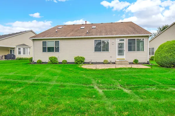 735 Pentwater RD, Romeoville, IL 60446