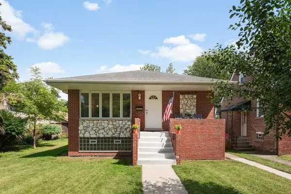 14241 Mackinaw AVE, Burnham, IL 60633