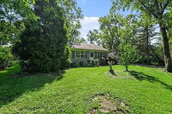 23914 S Cretewood LN, Crete, IL 60417