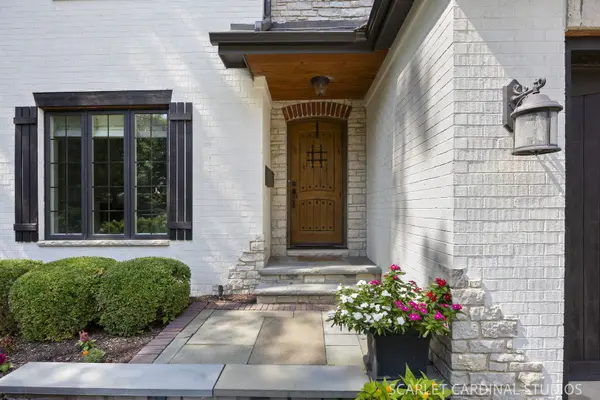 835 S Wright ST, Naperville, IL 60540