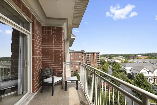 8300 Callie AVE #601, Morton Grove, IL 60053