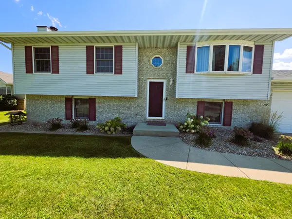 1285 W 98th AVE, Crown Point, IN 46307