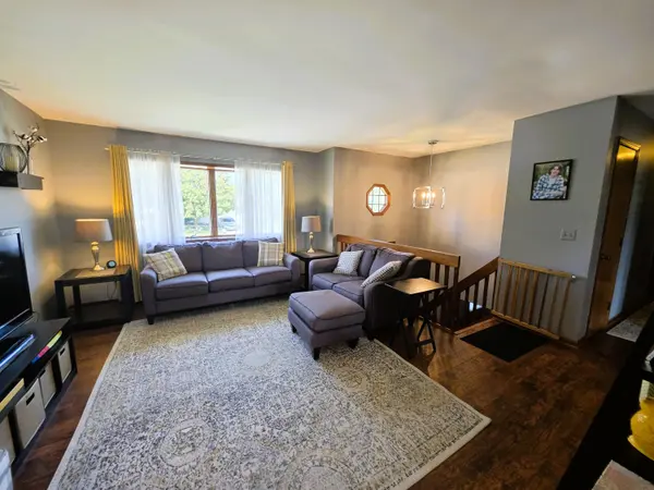 1285 W 98th AVE, Crown Point, IN 46307
