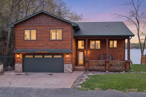 32940 Nueman TRL, Lindstrom, MN 55045