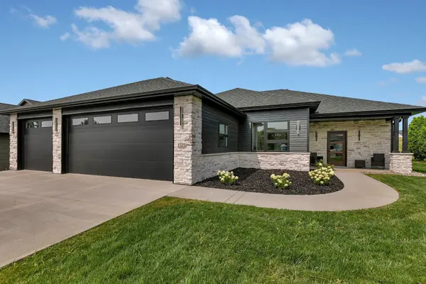 1325 Iris LN,  Saint Joseph,  MN 56374