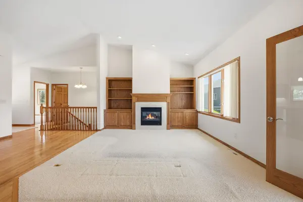 1404 Heritage AVE NW, Hutchinson, MN 55350