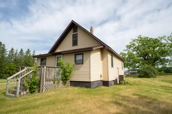 54957 473rd ST, New York Mills, MN 56567
