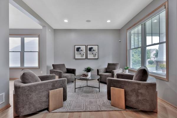 15376 Plumstone DR, Eden Prairie, MN 55347