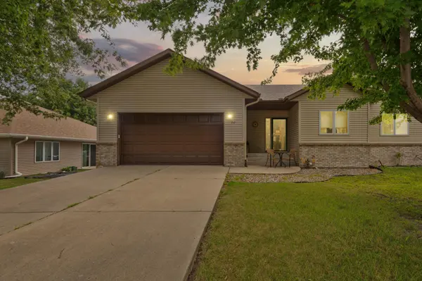 712 W Main ST, Arlington, MN 55307