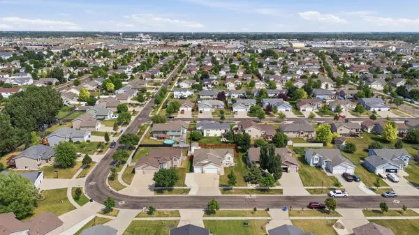 3532 Lincoln ST S, Fargo, ND 58104