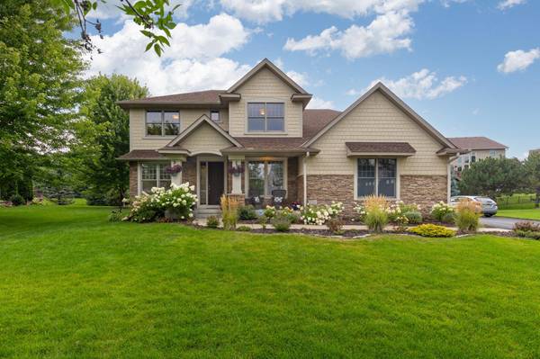 1752 Carriage DR, Victoria, MN 55386
