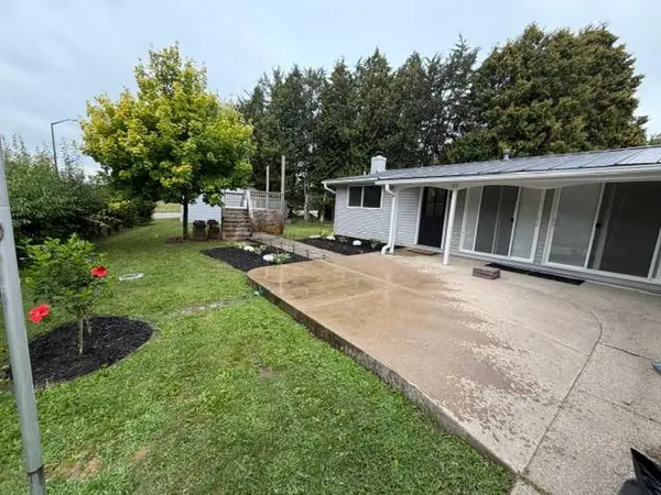 199 Hillwood DR, Lake City, MN 55041