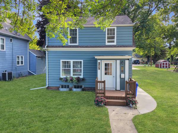 2713 Linden AVE, Slayton, MN 56172