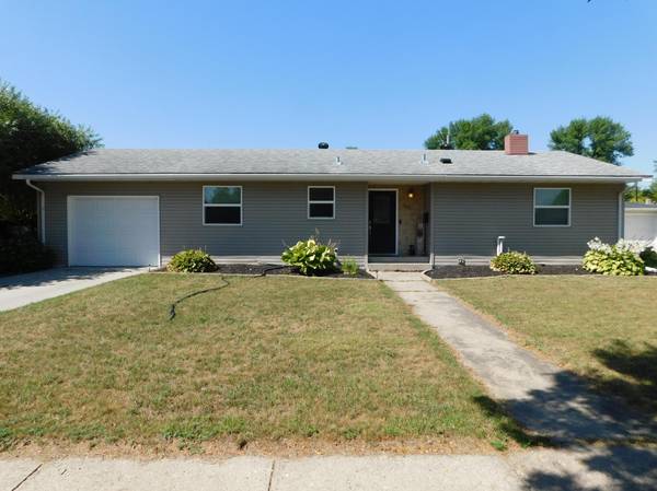 1017 17th ST N, Moorhead, MN 56560
