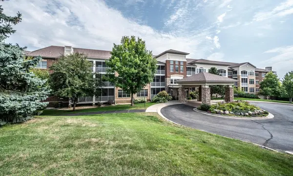 500 Greenhaven DR #205, Burnsville, MN 55306