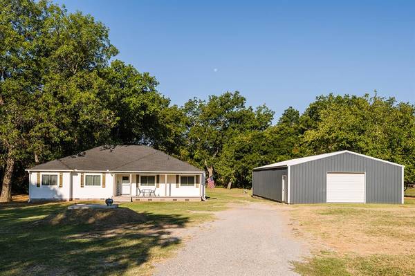 20848 N County Road 3220 RD, Pauls Valley, OK 73075