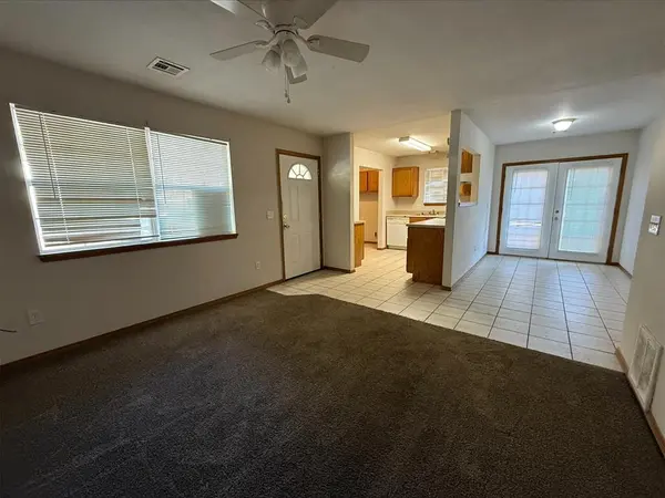 601 Dogwood AVE, Wellston, OK 74881