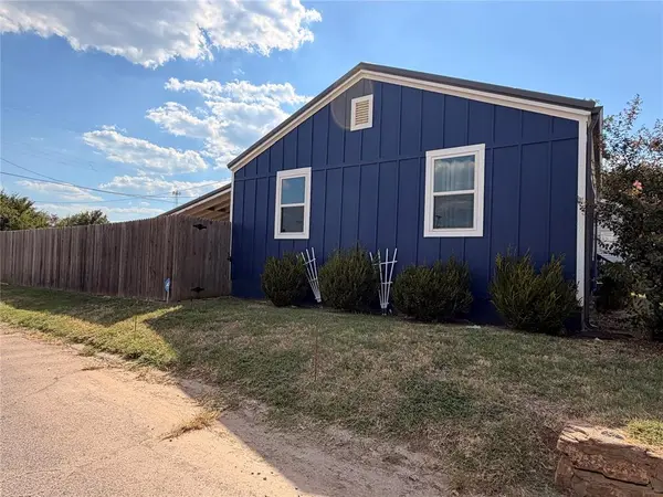 801 W College AVE, Seminole, OK 74868