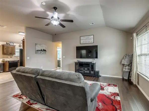 5810 Clearwater DR, Oklahoma City, OK 73179
