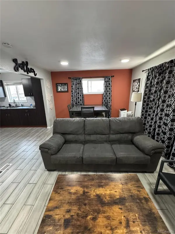 7020 Avrum DR, Denver, CO 80221