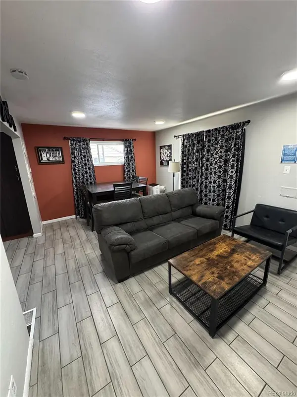 7020 Avrum DR, Denver, CO 80221