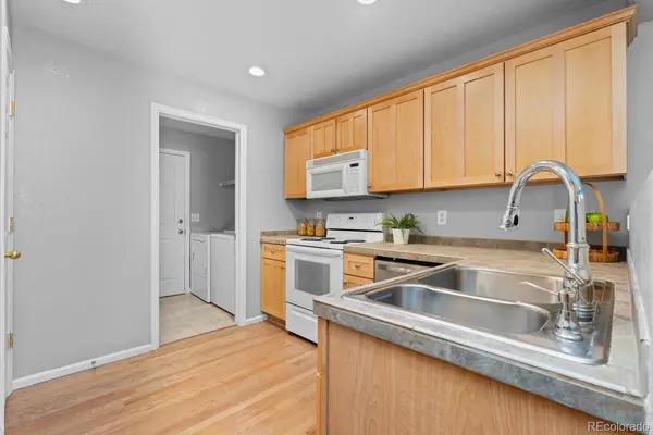8019 S Kittredge CT, Englewood, CO 80112