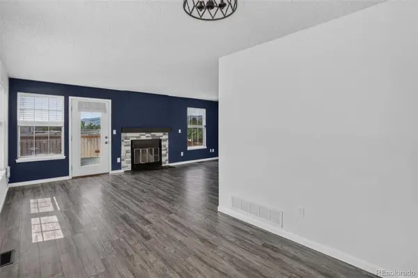 9816 W Friend PL, Littleton, CO 80128