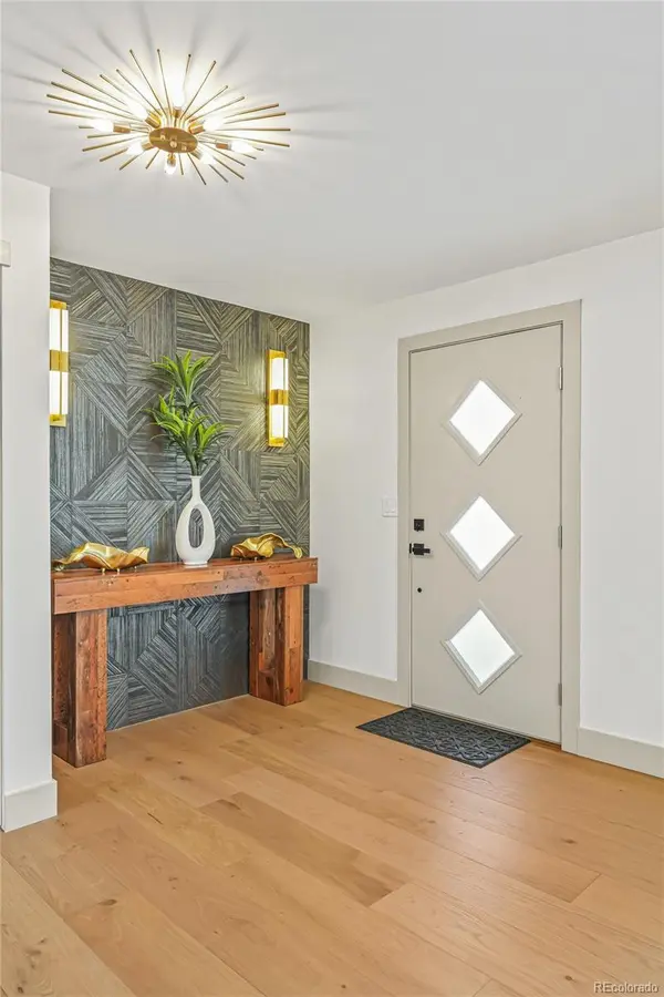 1656 Zenobia ST, Denver, CO 80204
