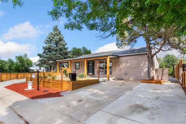 886 Kingston ST, Aurora, CO 80010