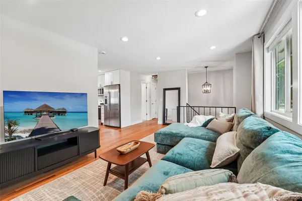 3521 W Mountain RD, Englewood, CO 80110