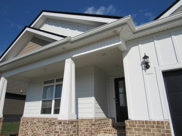 321 Frontier Dr, Clarksville, TN 37043
