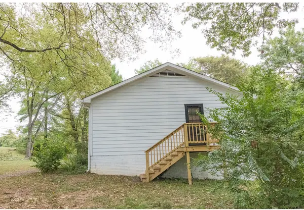 210 Elliott Ct, Columbia, TN 38401